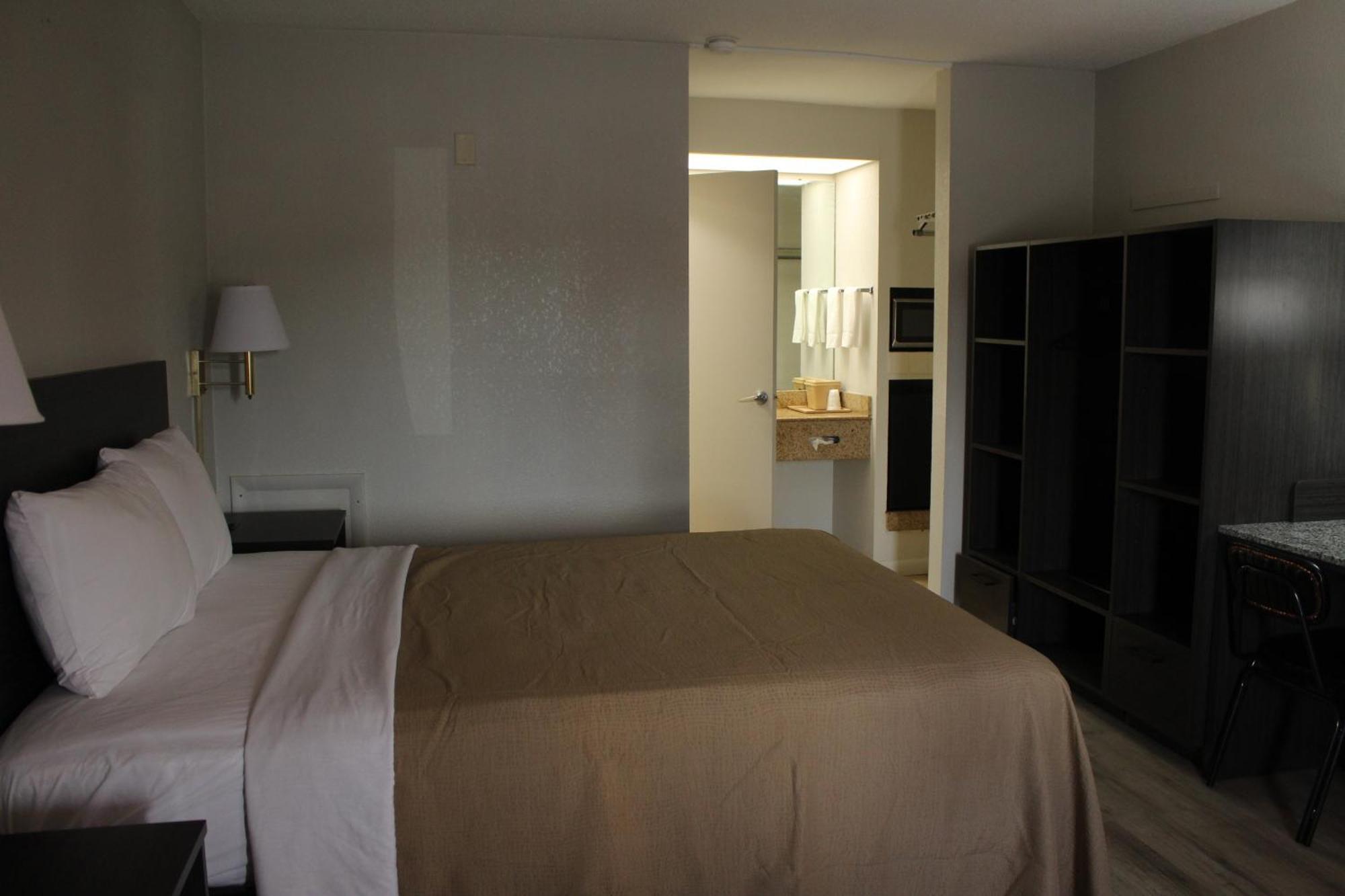 Vip Inn And Suites ハンツビル エクステリア 写真