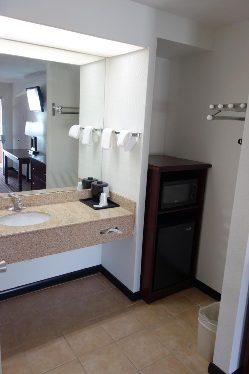 Vip Inn And Suites ハンツビル エクステリア 写真